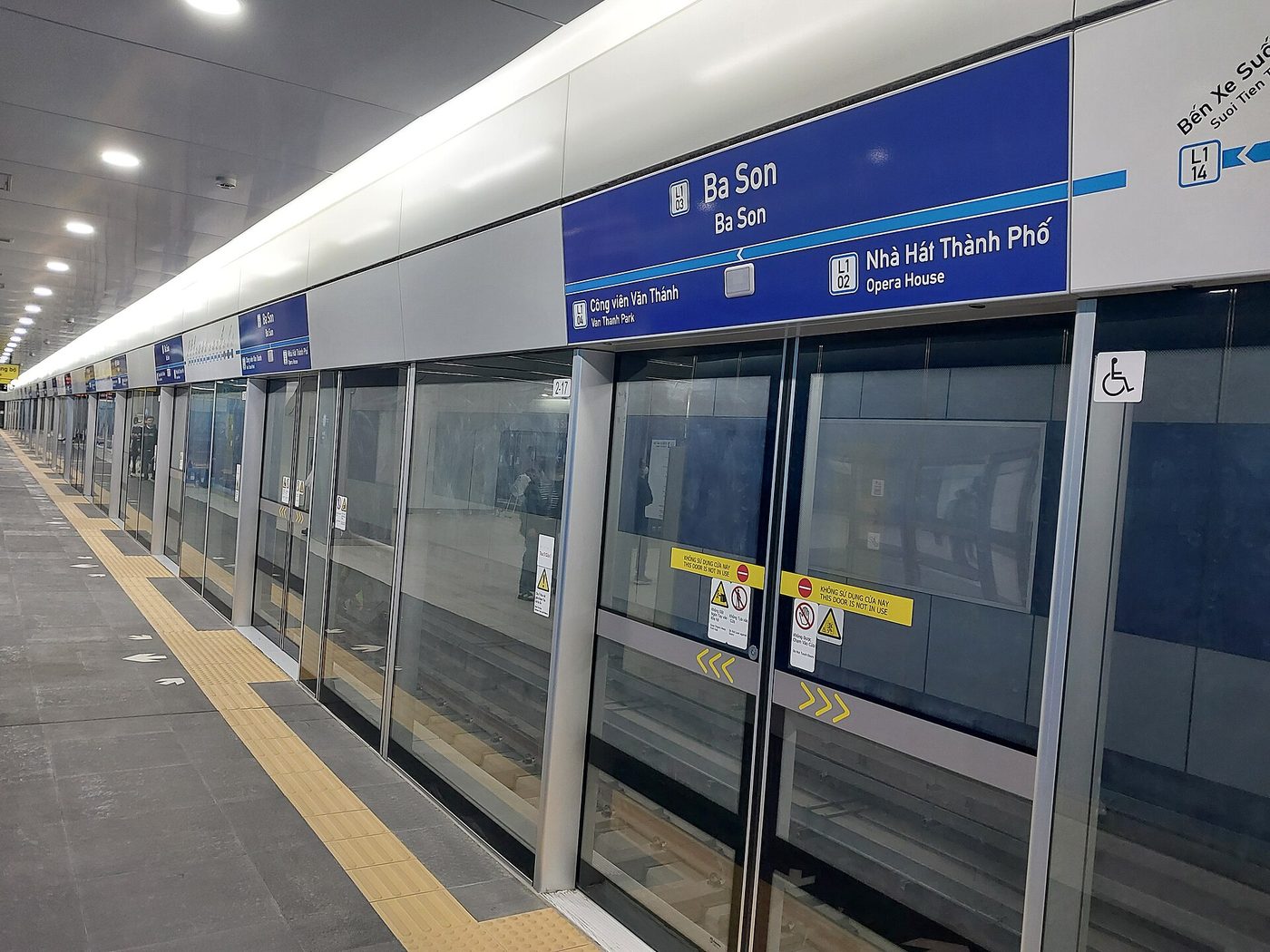 Metro Line 1 and Ba Son underground station: minutes from Golden River to Ben Thanh